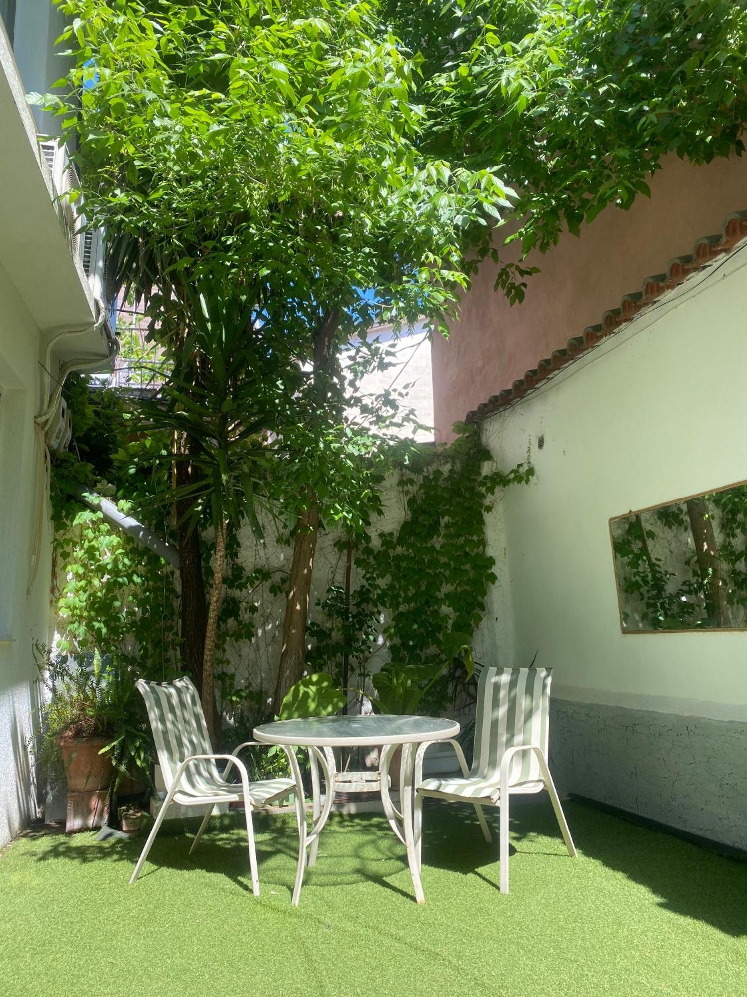 Trip'N'Hostel Chill Zone Tirana Eksteriør billede